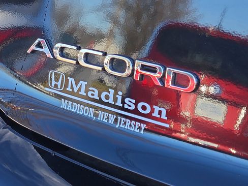 Certified 2025 Honda Accord LX image 29