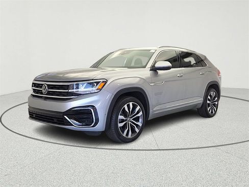 Used 2021 Volkswagen Atlas Cross Sport SEL Premium image 3