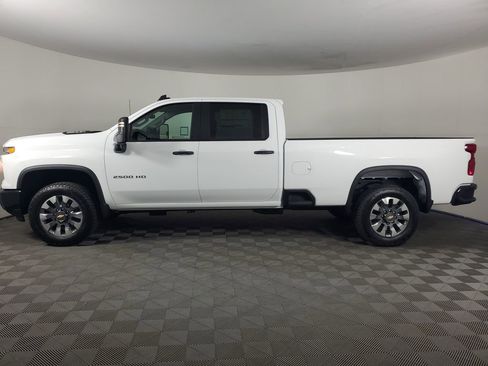 New 2026 Chevrolet Silverado 2500 Custom image 7