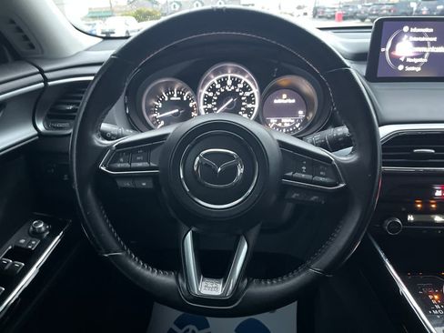 Used 2022 MAZDA CX-9 Touring image 16