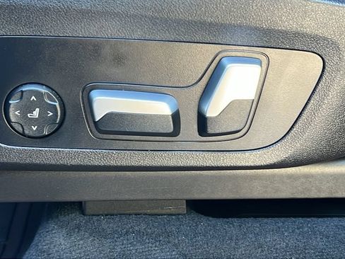 Used 2023 BMW X3 xDrive30i w/ Premium Package AWD/4WD image 13