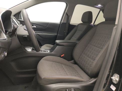 Used 2023 Chevrolet Equinox LT image 17