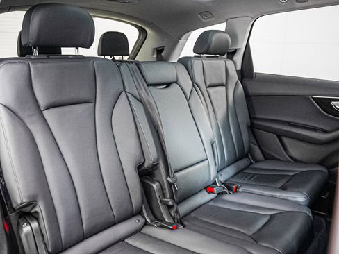 Used 2023 Audi Q7 2.0T Premium w/ Convenience Package image 14