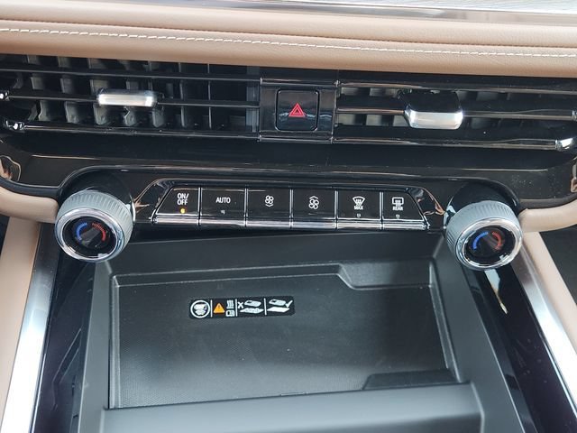 New 2026 Chevrolet Tahoe High Country AWD/4WD image 20