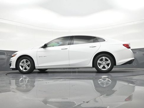 Used 2024 Chevrolet Malibu LS FWD image 24