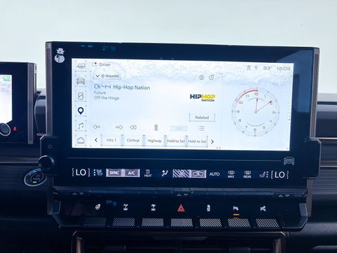 Used 2024 GMC Hummer EV 3X w/ Extreme Off-Road Package AWD/4WD image 24