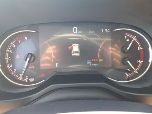 Used 2025 Toyota RAV4 XLE w/ Convenience Package AWD/4WD image 19
