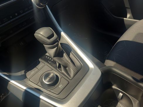 Certified 2025 Toyota RAV4 XLE AWD/4WD image 20