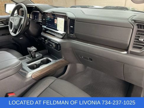 Used 2024 Chevrolet Silverado 1500 LT Trail Boss w/ Convenience Package II AWD/4WD image 30