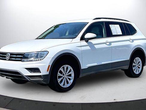 Used 2020 Volkswagen Tiguan S FWD image 4