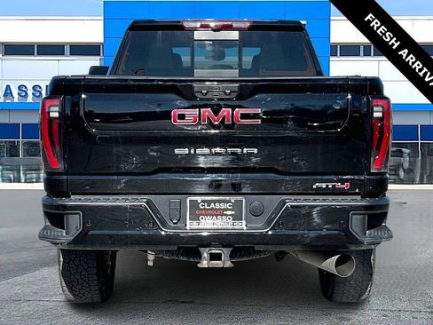 Used 2024 GMC Sierra 2500 AT4 w/ AT4 Premium Plus Package image 6