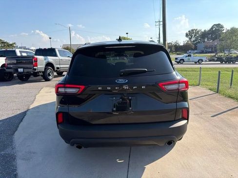 Used 2025 Ford Escape ST-Line FWD image 6