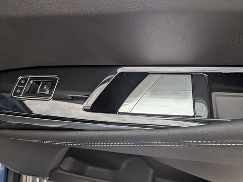 New 2026 Cadillac Escalade Luxury w/ Touring Package image 36