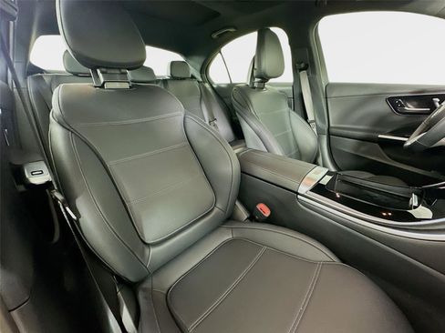 Certified 2025 Mercedes-Benz C 300 4MATIC Sedan image 37