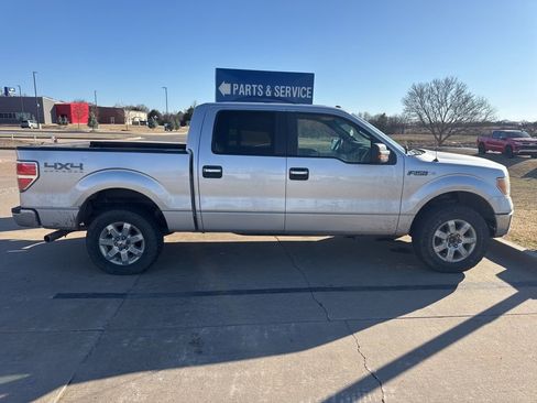 Used 2014 Ford F150 XLT w/ XLT Chrome Package image 3