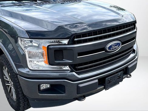 Used 2020 Ford F150 XLT w/ Equipment Group 302A Luxury AWD/4WD image 29