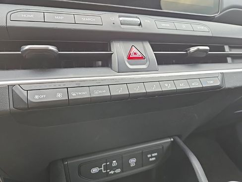 Certified 2025 Kia K4 FWD image 22