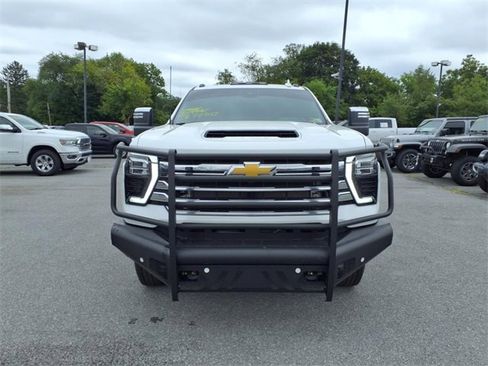 Used 2025 Chevrolet Silverado 3500 High Country w/ High Country Premium Package image 2