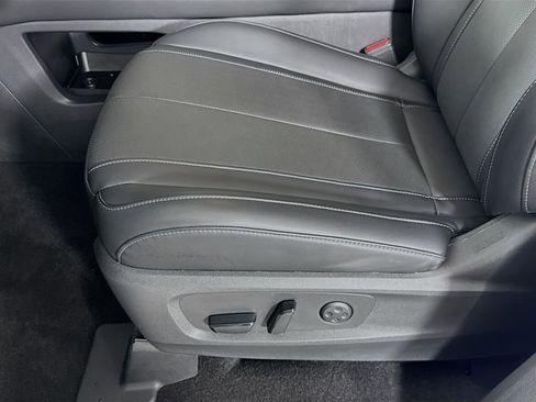 Certified 2026 INFINITI QX60 Luxe w/ Cargo Package FWD image 25