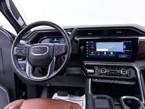 Used 2024 GMC Sierra 3500 Denali Ultimate image 26