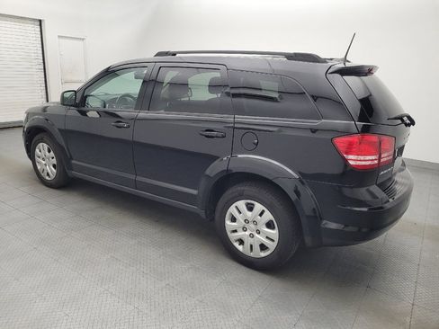 Used 2020 Dodge Journey SE w/ SE Popular Equipment Group FWD image 3