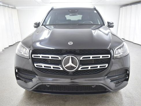 Used 2021 Mercedes-Benz GLS 580 4MATIC image 2