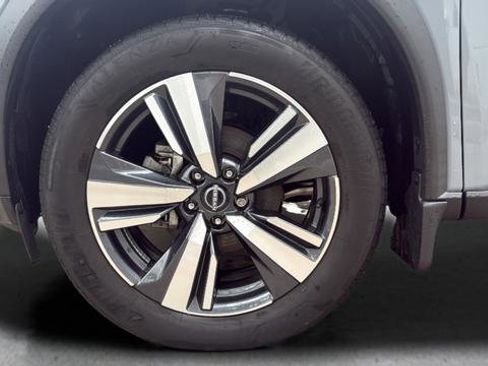 Used 2023 Nissan Rogue SL w/ SL Premium Package AWD/4WD image 14