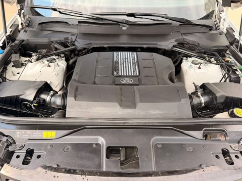 Used 2019 Land Rover Discovery HSE Luxury AWD/4WD image 25