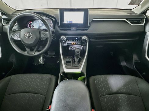 Used 2023 Toyota RAV4 XLE w/ Convenience Package FWD image 27