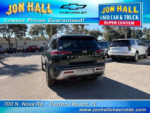 Used 2025 Nissan Pathfinder Platinum w/ Cargo Package image 9