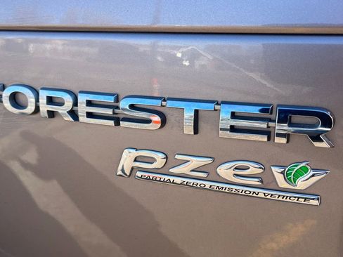 Used 2015 Subaru Forester 2.5i Premium w/ Popular Package #2 image 24