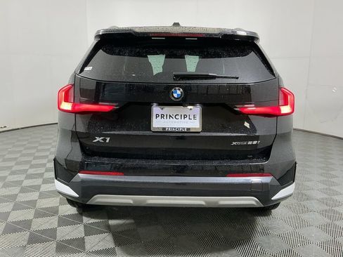 Certified 2025 BMW X1 xDrive28i w/ Convenience Package AWD/4WD image 6