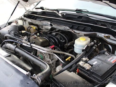 Used 2017 RAM 3500 Tradesman w/ Chrome Appearance Group image 29