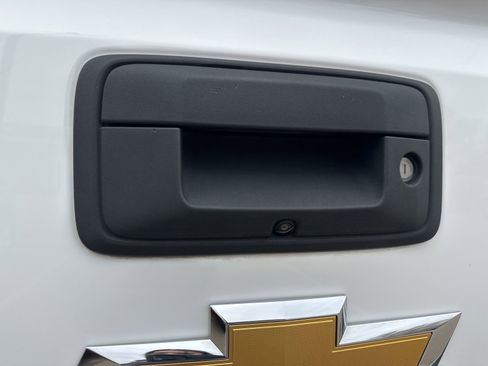 Used 2018 Chevrolet Silverado 1500 LT w/ All Star Edition image 8