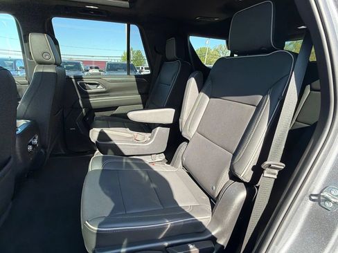 Used 2022 GMC Yukon SLT w/ SLT Premium Package AWD/4WD image 27