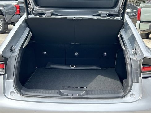 Used 2024 Toyota Prius Limited image 15