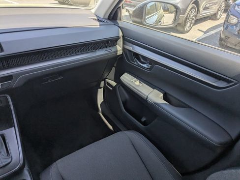 Used 2024 Honda CR-V LX image 19