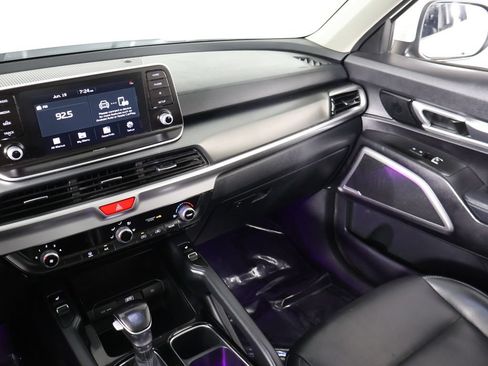 Used 2020 Kia Telluride S AWD/4WD image 38