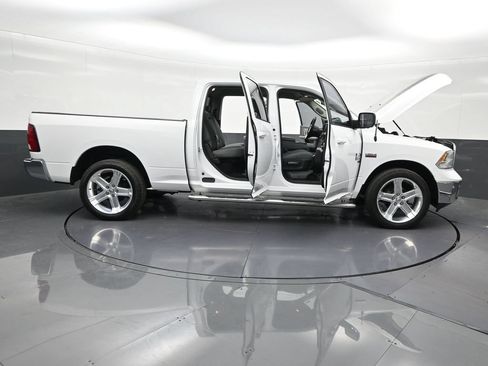 Used 2019 RAM 1500 Big Horn AWD/4WD image 31