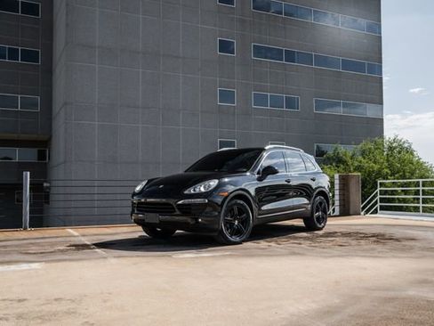 Used 2012 Porsche Cayenne image 35
