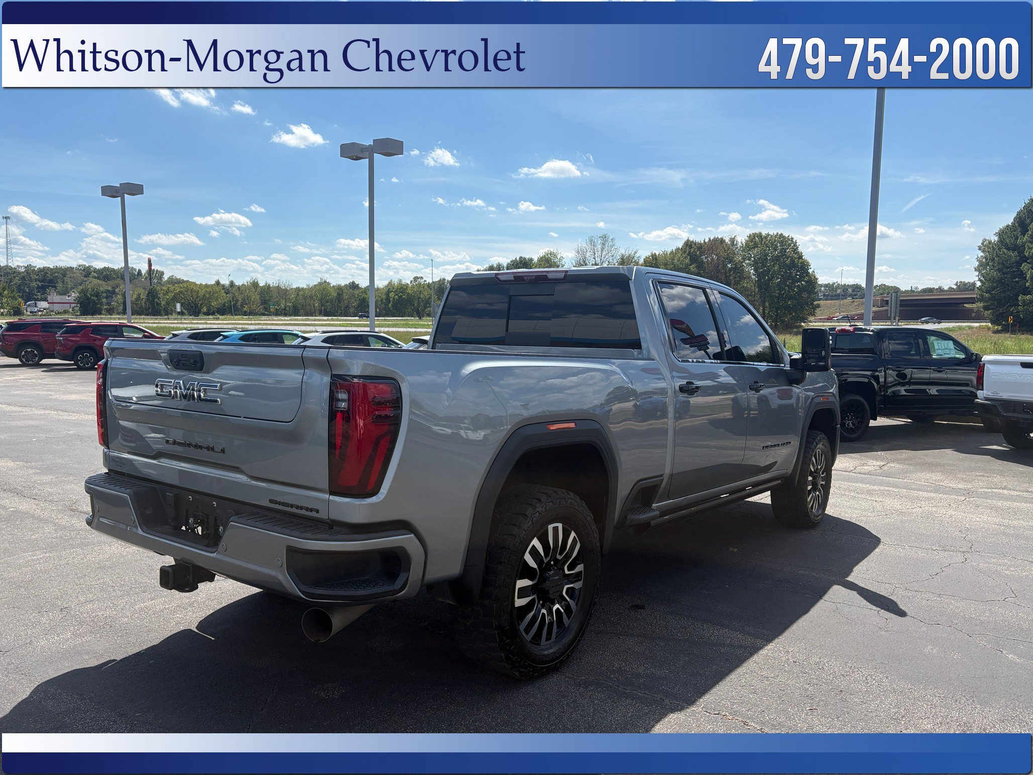 Used 2024 GMC Sierra 2500 Denali Ultimate AWD/4WD image 5