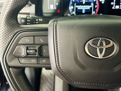 New 2025 Toyota Tacoma SR5 image 18