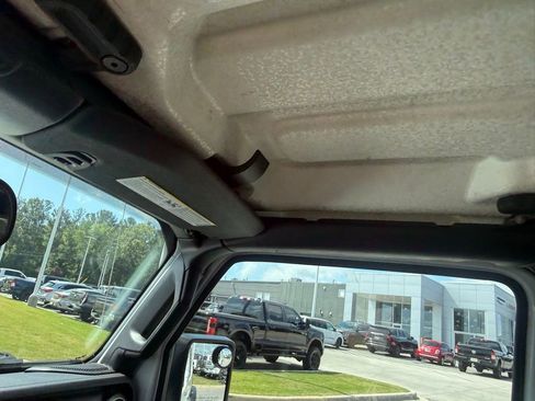 Used 2019 Jeep Wrangler Unlimited Sport S AWD/4WD image 23