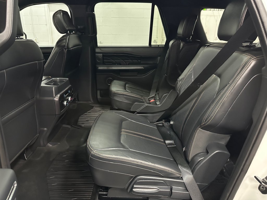 Used 2023 Ford Expedition Max Platinum AWD/4WD image 21