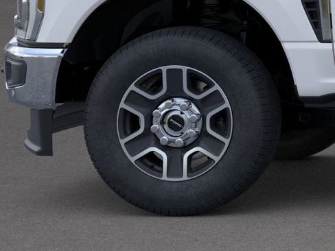 New 2026 Ford F250 Lariat image 19