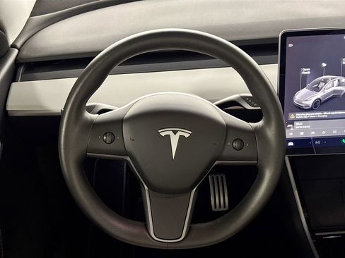 Used 2020 Tesla Model Y Long Range image 13