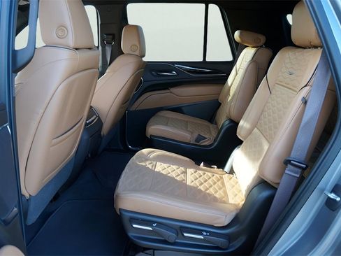 Used 2021 Cadillac Escalade Sport w/ Driver Assist Tech Package image 12