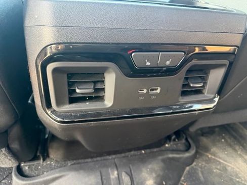 Used 2022 Chevrolet Silverado 1500 ZR2 w/ Technology Package AWD/4WD image 15