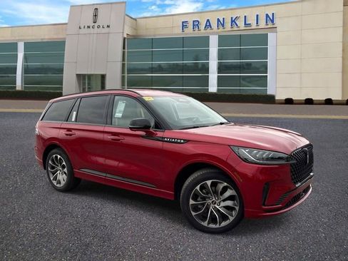 New 2026 Lincoln Aviator AWD w/ Jet Appearance Package image 1