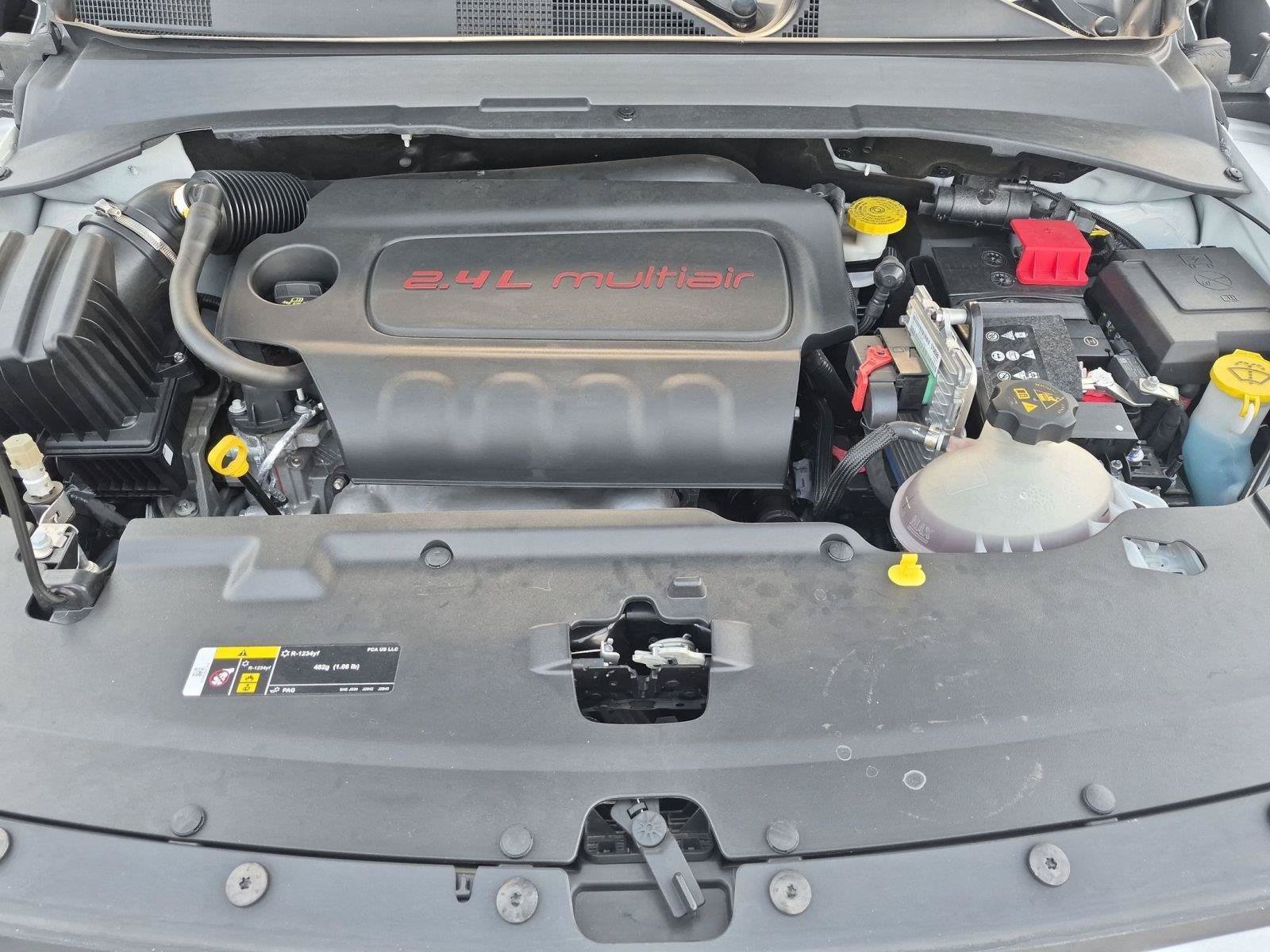 Used 2022 Jeep Compass Latitude AWD/4WD image 19